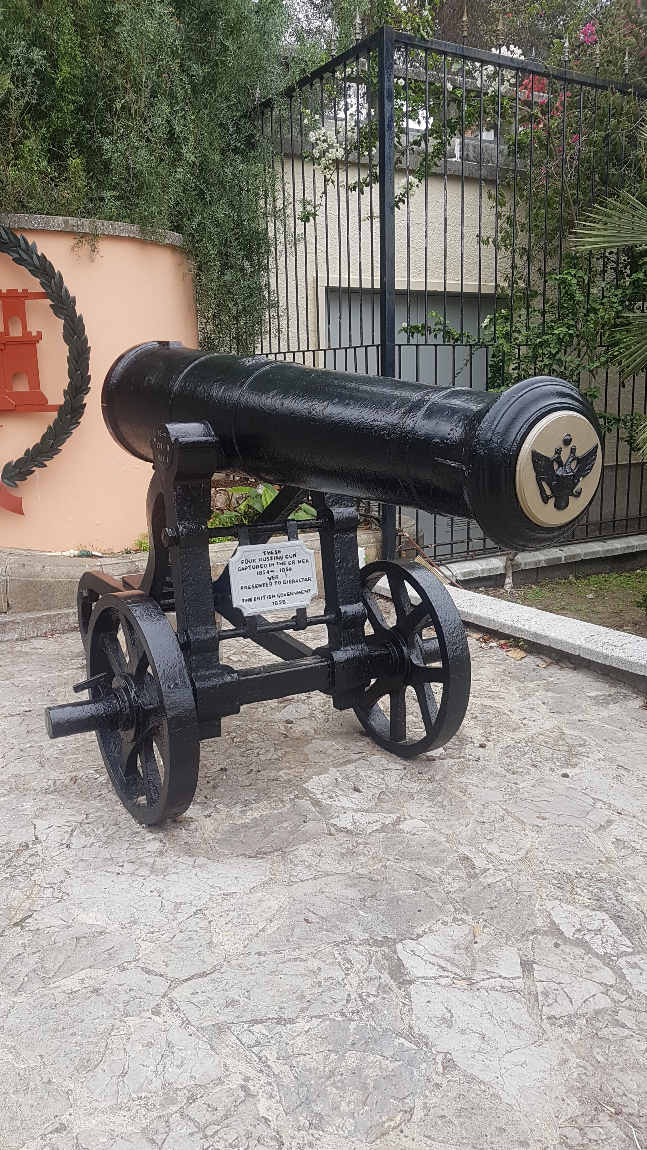 Two Russian Crimean Cannon presented to Gibraltar Alameda Gardens Image